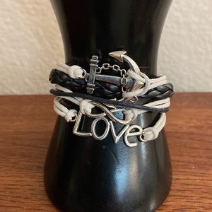 5/$10❤️❤️❤️NEW Love Multi strand Bracelet with extension